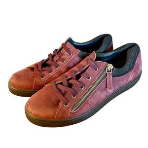 Hotter wine suede sneaker size 8.5
